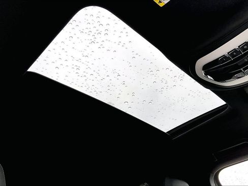 Used 2014 Porsche Cayenne Platinum Edition image 15