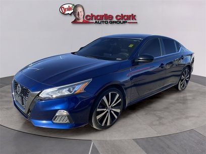 Used 2022 Nissan Altima 2.5 SR