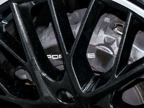 Used 2023 Porsche Panamera Platinum Edition image 89