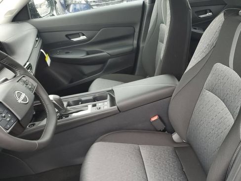 New 2026 Nissan Sentra SV w/ SV Convenience Package FWD image 19