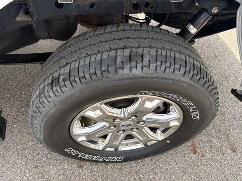 Used 2021 Ford F150 XLT w/ Equipment Group 302A High AWD/4WD image 10