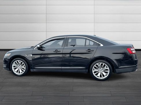 Used 2018 Ford Taurus Limited image 7