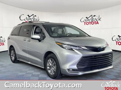 Used 2021 Toyota Sienna XLE