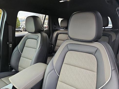 New 2026 Chevrolet Equinox LT w/ Convenience Package II image 15