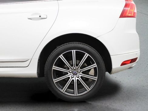Used 2017 Volvo XC60 T6 Inscription w/ Advanced Package AWD/4WD image 8
