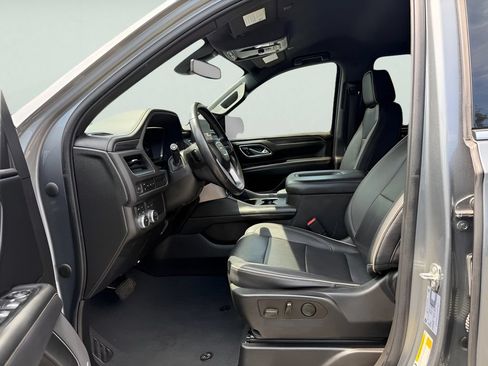 Used 2022 GMC Yukon XL SLT AWD/4WD image 35