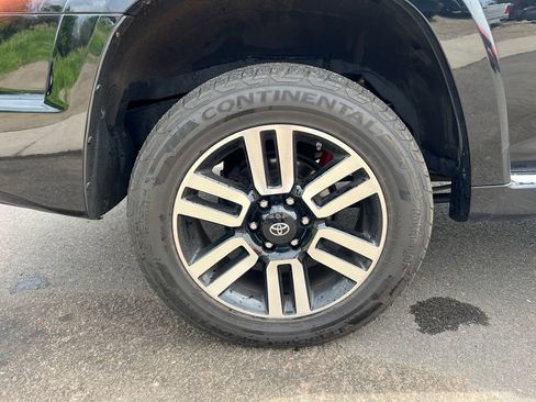 Used 2019 Toyota 4Runner Limited AWD/4WD image 14