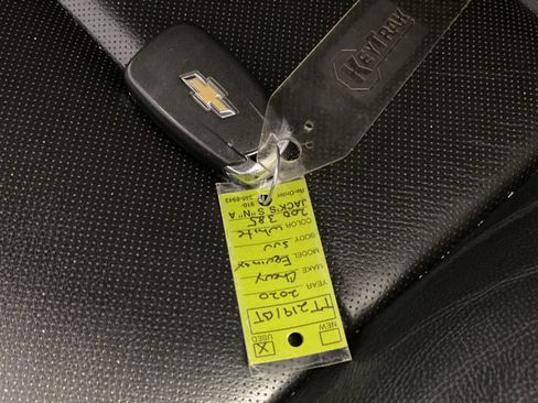 Used 2020 Chevrolet Equinox Premier AWD/4WD image 19