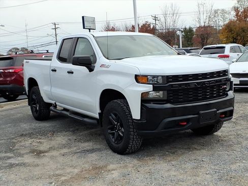 Used 2019 Chevrolet Silverado 1500 Custom Trail Boss image 3