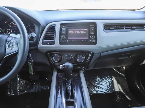 Used 2020 Honda HR-V LX image 13