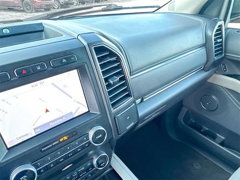 Used 2020 Ford Expedition Max Limited image 24
