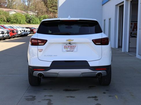 New 2025 Chevrolet Blazer LT image 9
