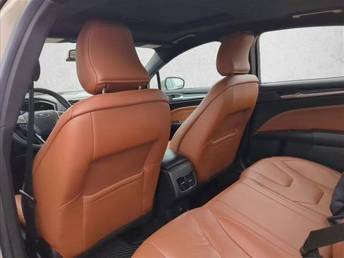 Used 2019 Ford Fusion Titanium image 13