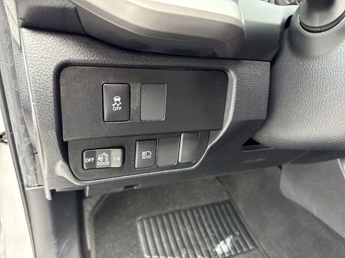 Used 2023 Toyota Tacoma SR5 w/ Technology Package AWD/4WD image 15