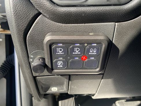 Used 2019 RAM 2500 Big Horn image 15