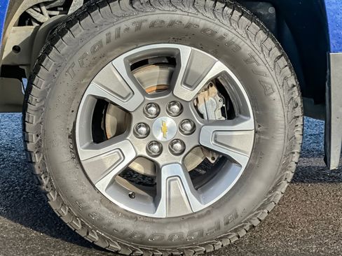 Used 2017 Chevrolet Colorado Z71 image 23
