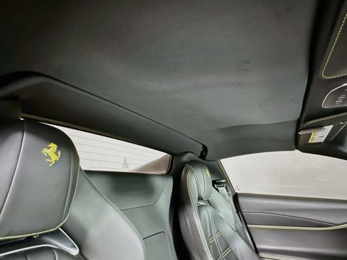 Used 2023 Ferrari 812 GTS RWD image 20