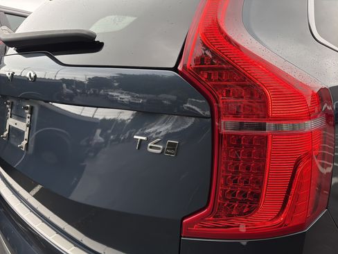 Used 2019 Volvo XC90 T6 Momentum w/ Advanced Package AWD/4WD image 8