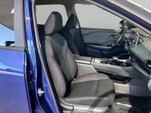 Certified 2023 Nissan Rogue S FWD image 9