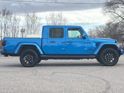 Used 2022 Jeep Gladiator Overland image 8