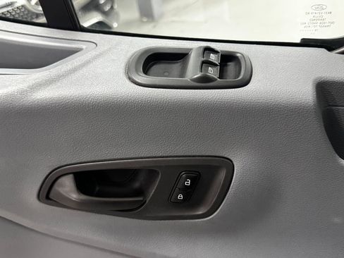 Used 2019 Ford Transit 150 148 Medium Roof image 22
