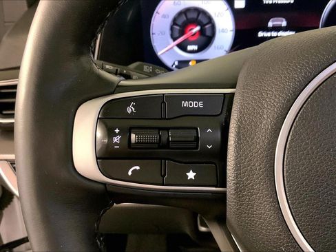 Certified 2024 Kia Sportage SX AWD/4WD image 18