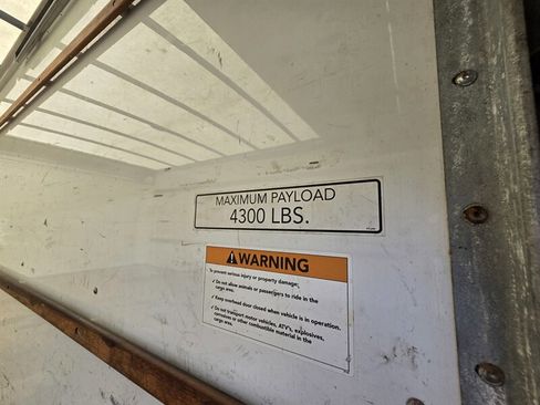 Used 2018 GMC Savana 3500 Extended w/ Driver Convenience Package image 22