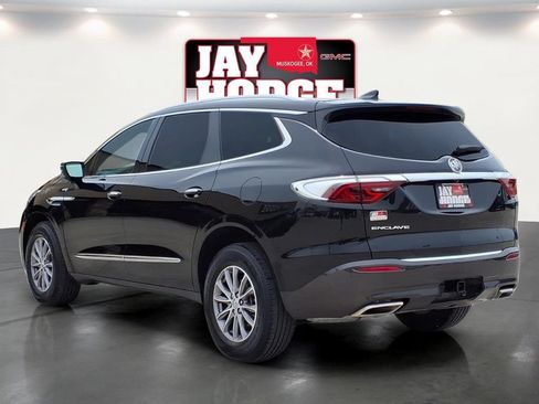 Used 2023 Buick Enclave Essence w/ Trailering Package, 5000 lbs. FWD image 4