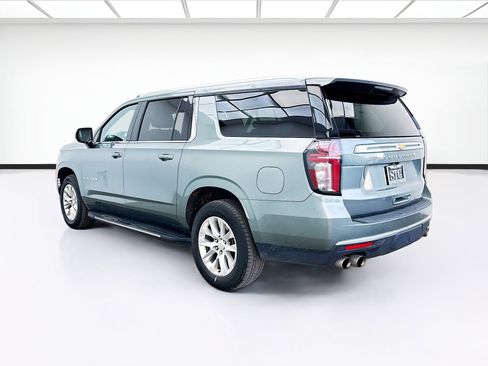 Used 2023 Chevrolet Suburban Premier image 6