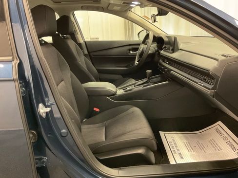 Used 2024 Honda Accord EX image 9