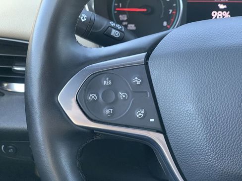 Certified 2023 Chevrolet Traverse LT FWD image 16