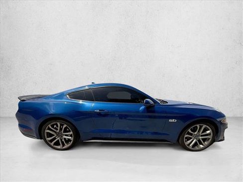 Used 2022 Ford Mustang GT Premium w/ Equipment Group 401A RWD image 3