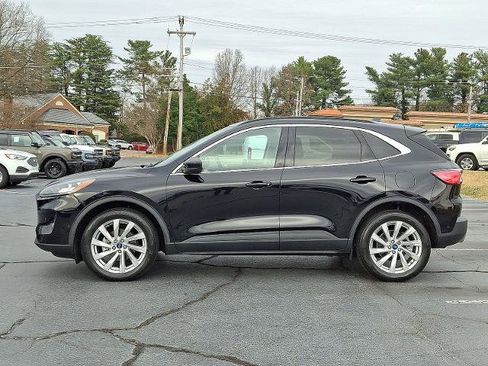 Certified 2021 Ford Escape Titanium w/ Titanium Elite Package image 4