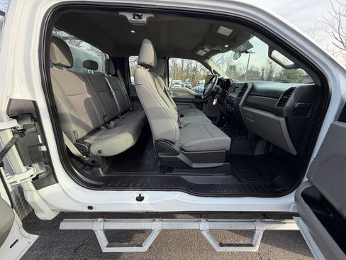 Used 2019 Ford F350 XL w/ Power Equipment Group image 31