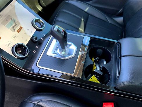 Used 2023 Land Rover Range Rover Evoque HST image 16