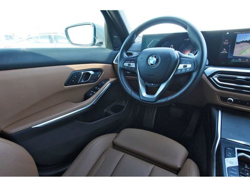 Used 2024 BMW 330i Sedan w/ Premium Package image 11