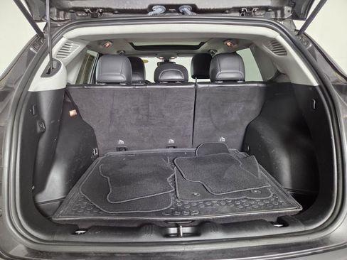 Certified 2019 Jeep Compass Limited image 25