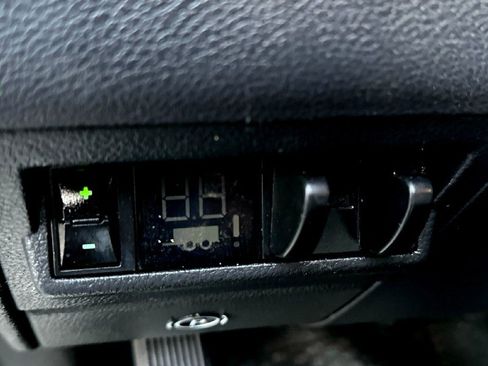 Used 2011 RAM 4500 4x4 Regular Cab w/ PWR & Remote Entry Group image 43