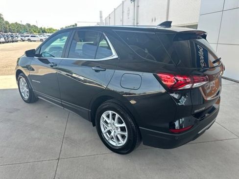 Used 2023 Chevrolet Equinox LT FWD image 11