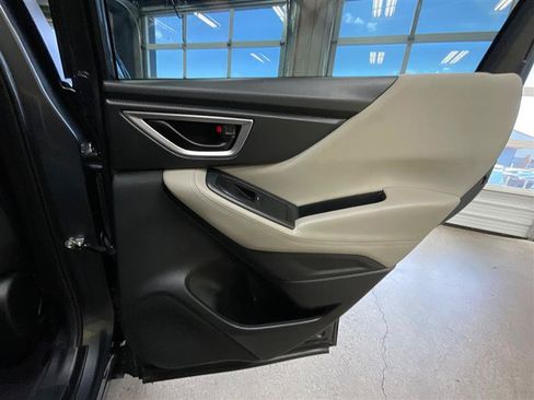 Used 2022 Subaru Forester AWD/4WD image 28