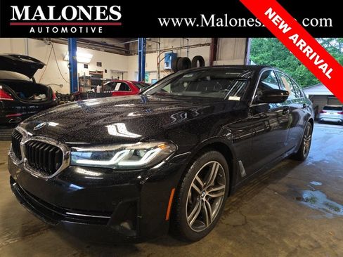 Used 2022 BMW 530i w/ Executive Package RWD image 1