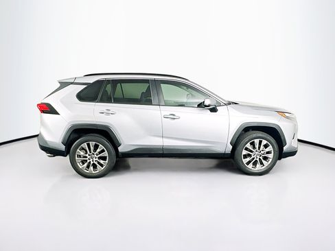 Used 2023 Toyota RAV4 XLE Premium FWD image 10