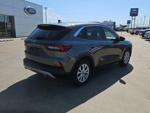 Used 2024 Ford Escape Active w/ Cold Weather Package FWD image 7