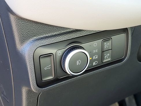 New 2026 Ford Explorer Active w/ Active Comfort Package AWD/4WD image 13