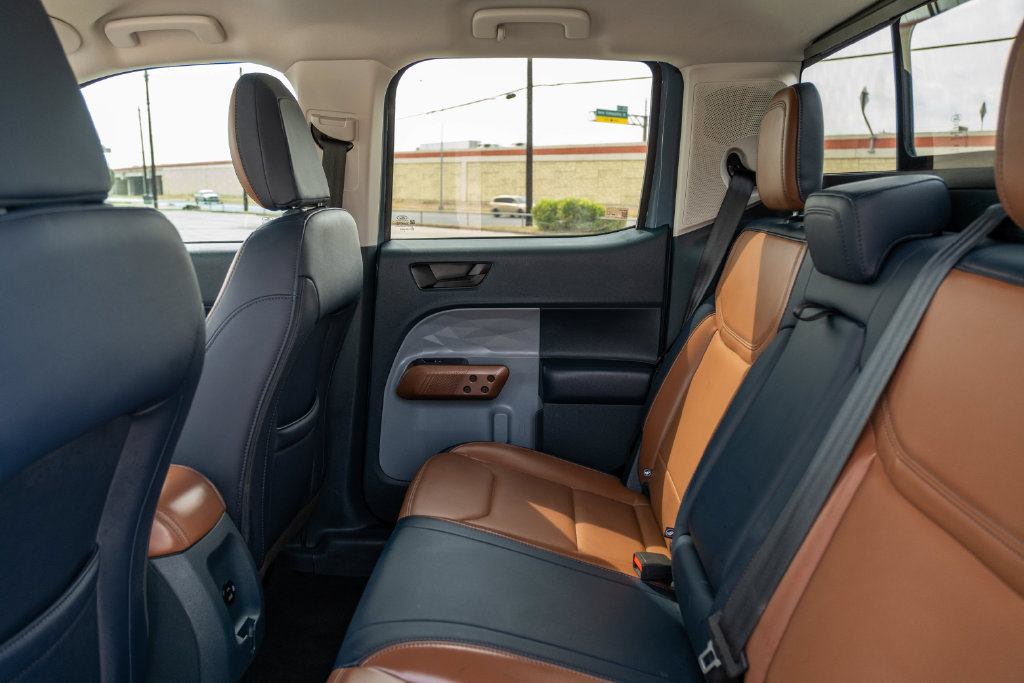 Certified 2023 Ford Maverick Lariat FWD image 15