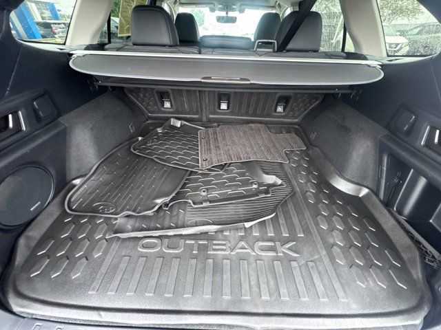 Used 2022 Subaru Outback Limited XT w/ Popular Package #2 AWD/4WD image 7