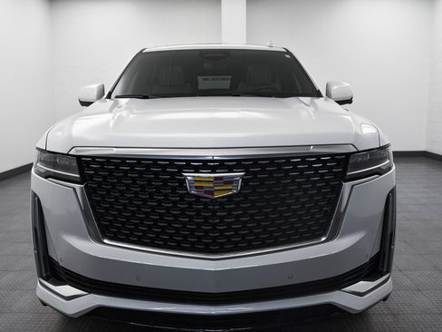 Used 2023 Cadillac Escalade Premium Luxury w/ Performance Package image 2