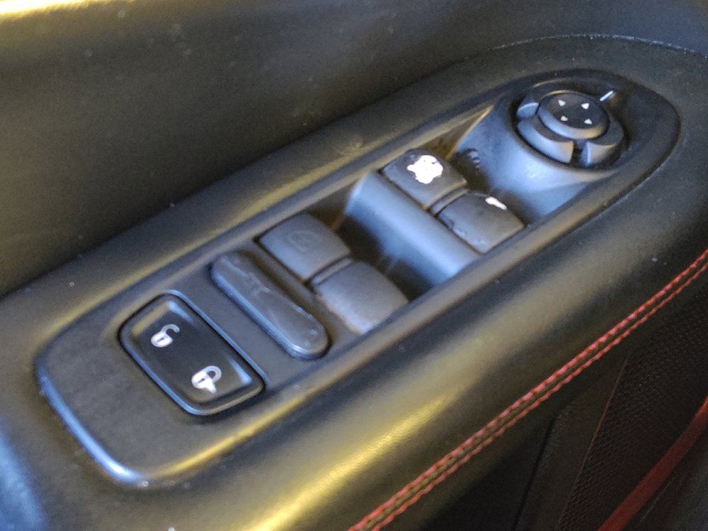 Used 2020 Jeep Compass Trailhawk AWD/4WD image 27