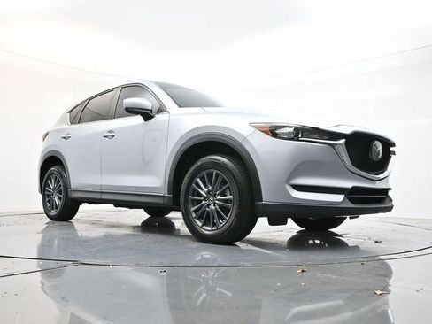 Used 2020 MAZDA CX-5 Touring image 39