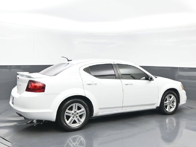 Used 2014 Dodge Avenger SE w/ Sport Appearance Group FWD image 6